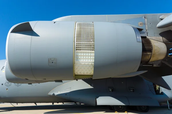 Motoren boing c-17 globemaster — Stockfoto