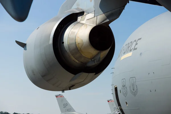 엔진 보잉 c 17 globemaster, — 스톡 사진