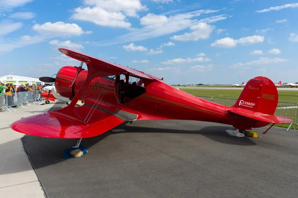 Βερολίνο - 14 Σεπτεμβρίου: beechcraft μοντέλο 17 staggerwing, Διεθνής έκθεση αεροδιαστημικής "ila Βερολίνο αεροπορική επίδειξη", 14 του Σεπτεμβρίου, 2012 στο Βερολίνο, Γερμανία — Stock fotografie