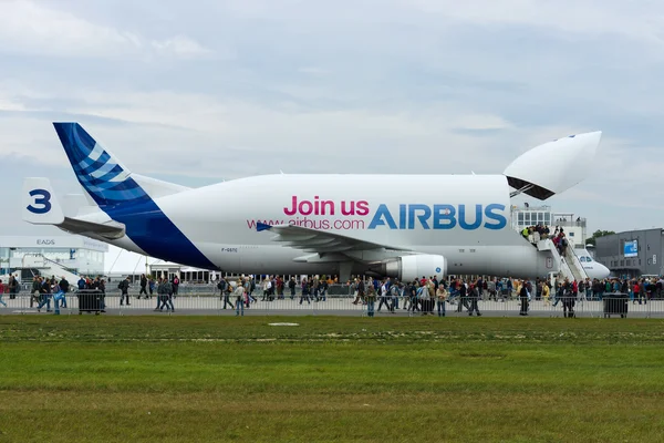 BERLINO - 14 SETTEMBRE: Airbus A300-600ST (Super Transporter) o Beluga, Mostra Internazionale Aerospaziale "ILA Berlin Air Show", 14 settembre 2012 a Berlino — Foto Stock