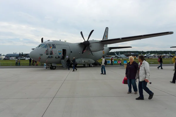 베를린-9 월 14 일: alenia c-27j 스파르타는 중소 군 수송 항공기 (루마니아 공군), 국제 항공 우주 전시회 — 스톡 사진