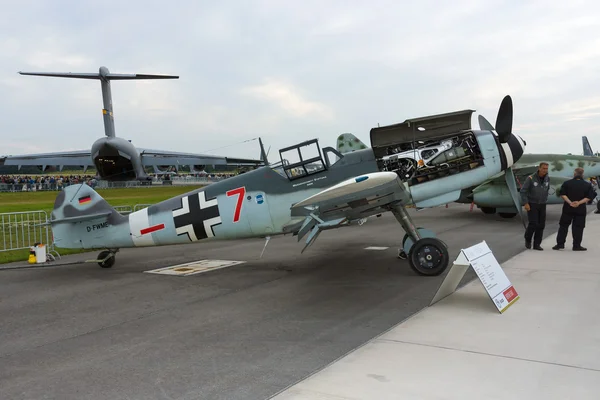 BERLIN - SEPTEMBER 14: Messerschmitt Bf 109 G-4, International Aerospace Exhibition "ILA Berlin Air Show", September 14, 2012 in Berlin, Germany — Stock Photo, Image