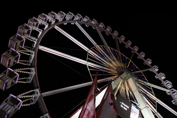 Ferris wheel. Christmas market at Alexanderplatz — Stock Photo, Image