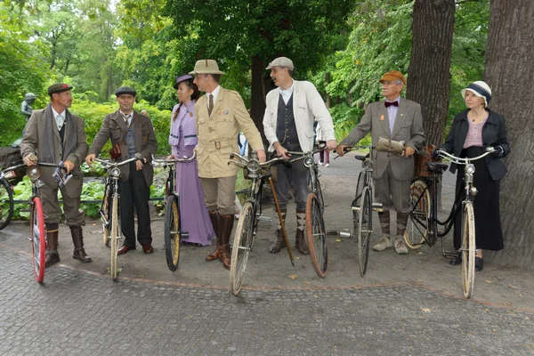 Cyclists. Imperial Holiday (Kaiserfest) to Zoologischer Garten — Stock Photo, Image