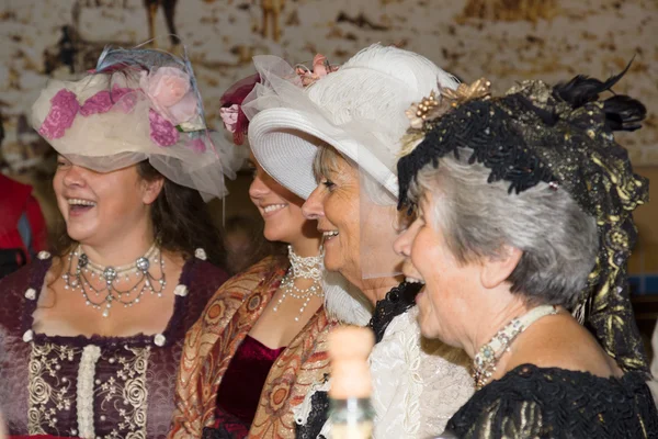 Elegant woman in old-fashioned clothes. Imperial Holiday (Kaiserfest) to Zoologischer Garten — Stock Photo, Image