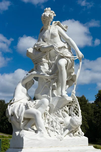 Antico parco di sculture in marmo San Souci. Potsdam. Paesi Bassi — Foto Stock