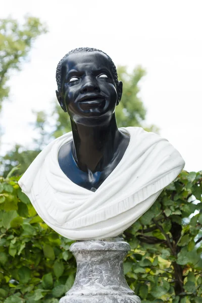 Bustos de mármol de negro. Sanssouci. Podsdam. Alemania —  Fotos de Stock