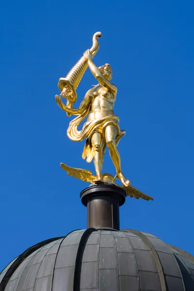 Golden sculpture on the domes of the New Palace. Sanssouci. Podsdam. Germany — Stock Photo, Image