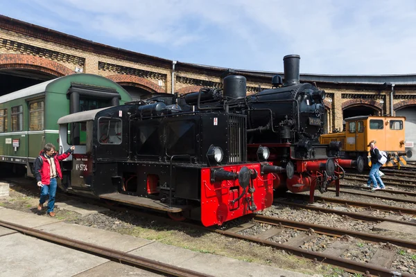 Steam locomotive Borsig 9525 and DRG Kleinlokomotive Class I (Gmeinder) — Stock Photo, Image