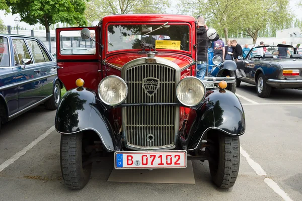 BERLIN - MAY 11: Car Peugeot 301C, 26th Oldtimer-Tage Berlin-Bra — Stock Photo, Image