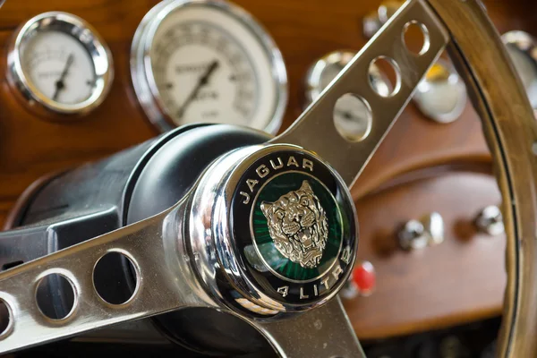 BERLIM - MAIO 11: Carro de táxi Jaguar SS-100 roadster (close-up), 26 — Fotografia de Stock