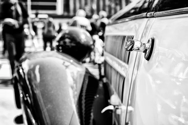 Old Car (Black and White) — Stock Photo, Image