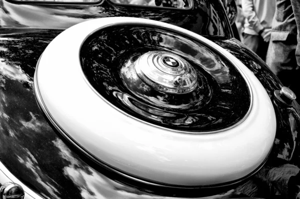 Spare wheel BMW (Black and White) — Stock Photo, Image