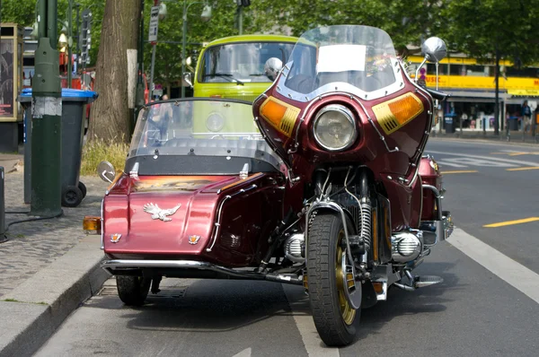 Motocykl honda gold wing gl1100 — Zdjęcie stockowe