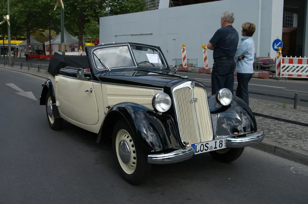 Syndicat automobile DKW F8 — Photo