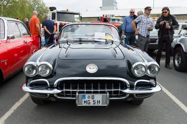 Sportowy samochód Chevrolet Corvette (C1) — Zdjęcie stockowe