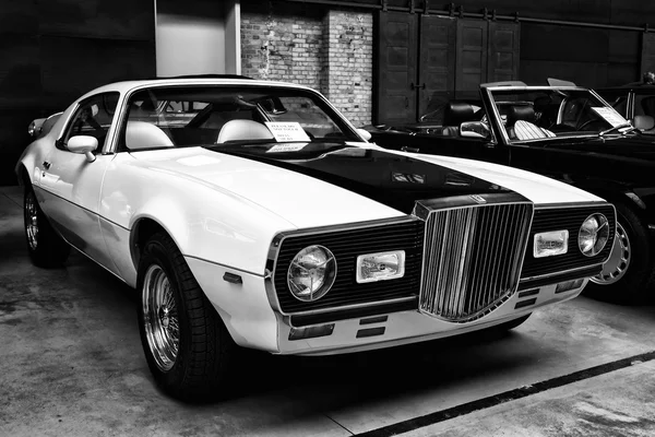 Švýcarský sportovní vůz Felber Excellence, založený na Pontiac Firebird — Stock fotografie