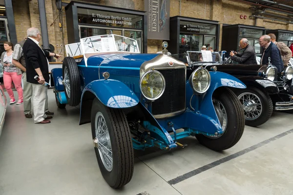 Le véhicule de luxe belge Minerva Type AB Torpedo 1925 — Photo