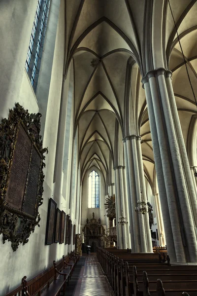 Interiér kostela Panny Marie na náměstí alexanderplatz — Stock fotografie