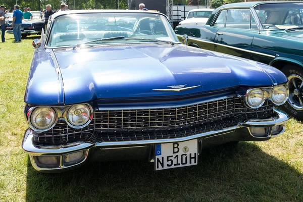 Full-size luxeauto Cadillac Coupe de Ville (1960) — Stockfoto