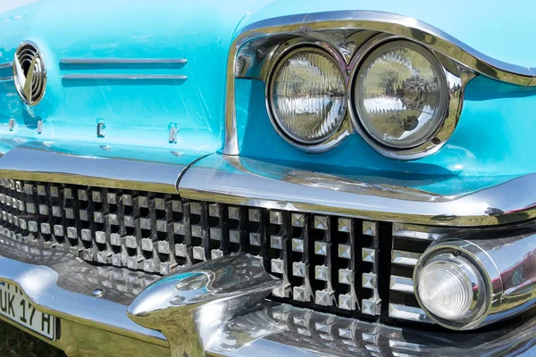Headlamp full-size car Buick Special (1958) — Stock Photo, Image
