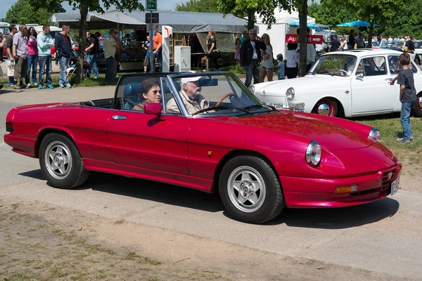 Il roadster a due porte Alfa Romeo Spider (Serie 4 ) — Foto Stock