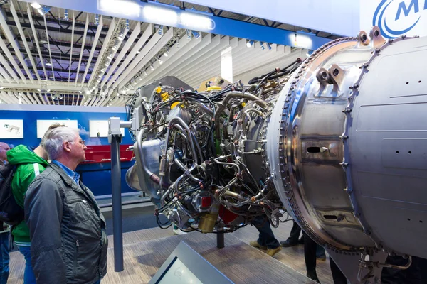 Ila berlin air show 2012. Stand der mtu aero engines ag - ist ein deutscher Hersteller von Flugmotoren. — Stockfoto