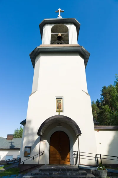 Lahti, finland - 10 juni: kerk van de heilige drie-eenheid. de orthodoxe kerk, 10 juni 2013 in lahti, finland — Stockfoto