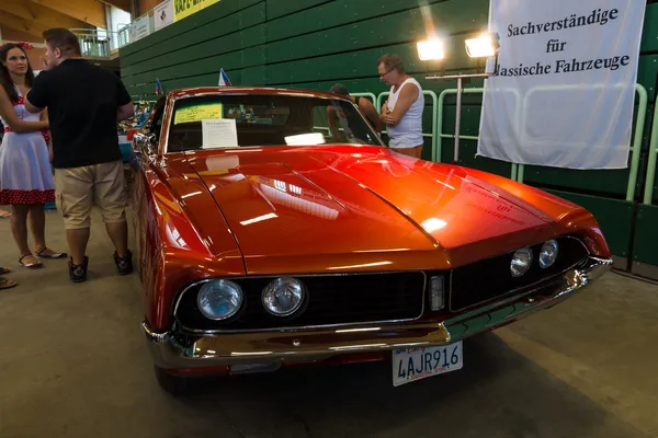 Średniej wielkości samochód ford torino, 1971 — Zdjęcie stockowe