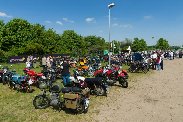 Olika motorcyklar på utställningen — Stockfoto
