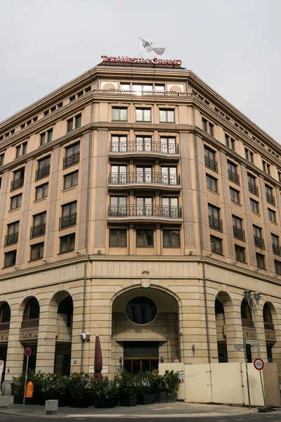 Hotel de cinco estrellas Westin Grand on Friedrichstrasse — Foto de Stock