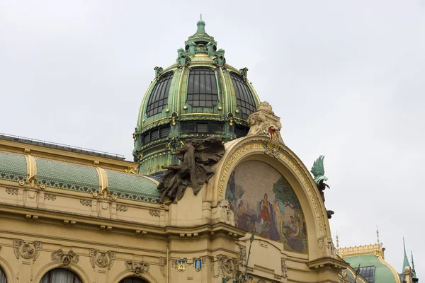 Praha. Obecní dům (Smetanova síň) — Stock fotografie