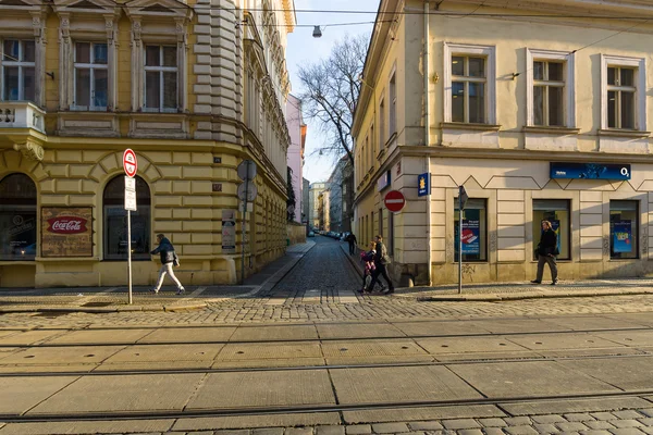 De straten van het historische centrum van nieuwe stad van Praag. — Stockfoto