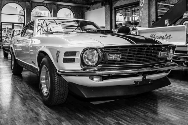 Ford mustang — Stok fotoğraf