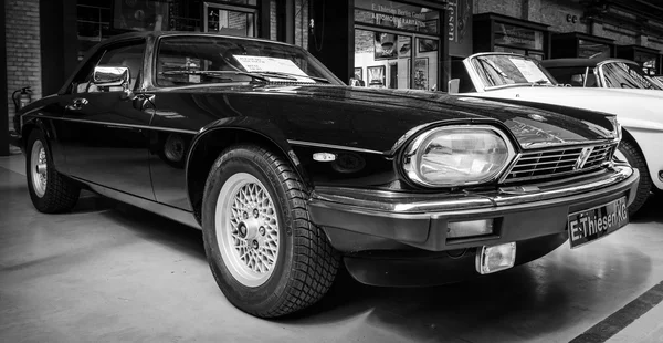 Auto jaguar xjs — Stockfoto