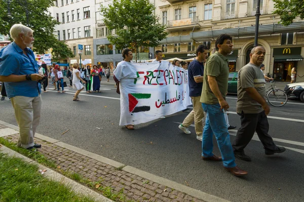 Marcha de Solidaridad con el Pueblo Palestino. Conflicto en Oriente Medio entre Israel y Palestina . —  Fotos de Stock
