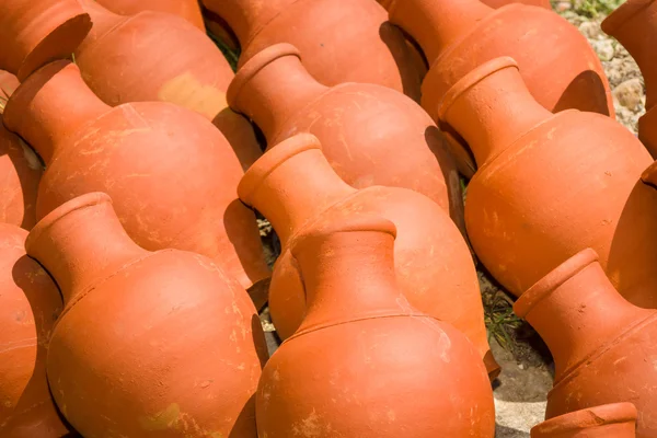 Clay jugs. Background. — Stock Photo, Image