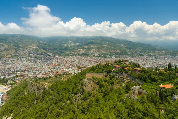 Hauses i de centrala delarna av alanya. Turkiet — Stockfoto