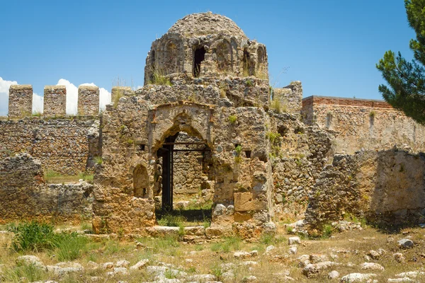 St. george, Bizans devri Kilisesi kalıntıları. Alanya Kalesi. Türkiye — Stok fotoğraf