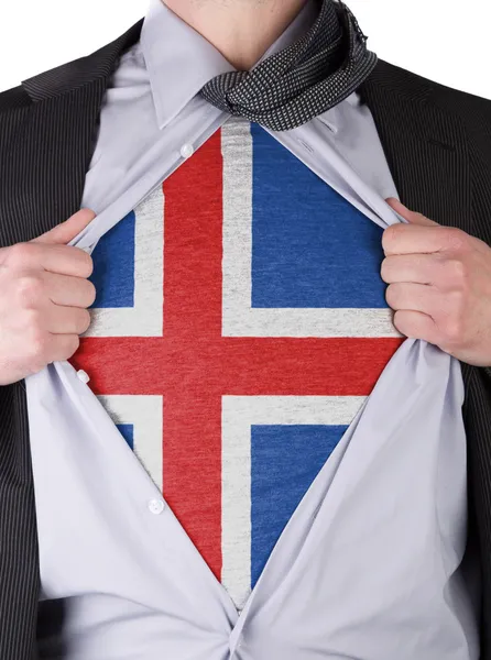 Деловой человек в футболке с флагом Исландии — стоковое фото