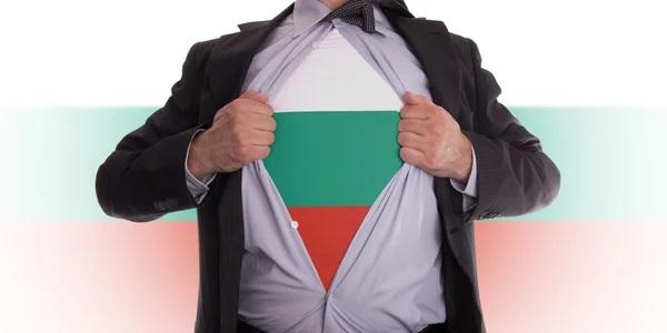 Geschäftsmann mit T-Shirt mit bulgarischer Flagge — Stockfoto