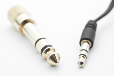 Altın headphone kriko tapa.