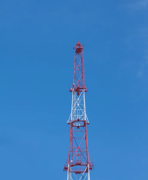 Torre de telecomunicaciones . —  Fotos de Stock