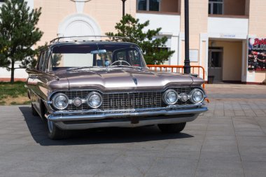 vladivostok içinde eski Amerikan Klasik Otomobil Fuarı.
