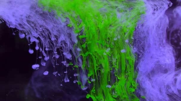 Aquarel in water. — Stockvideo