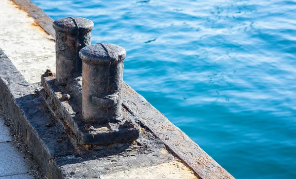 Mooring bollard. — Stock Photo, Image