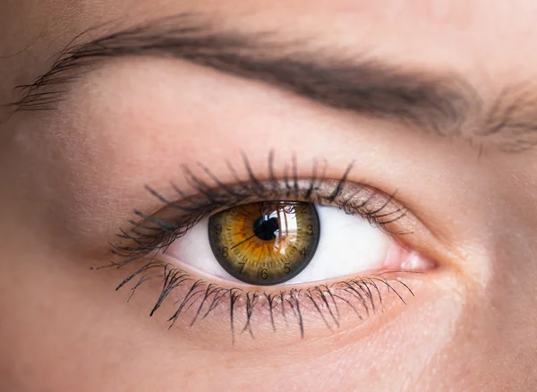 Eye with clock. — Stock Photo, Image