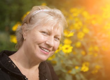 yaşlı kadın portresi.