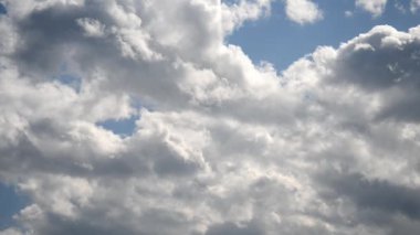 ? louds üzerinde sky.