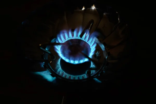 Blue Flame Gas Stove Dark Selective Focus Shallow Depth Field — Stock Photo, Image